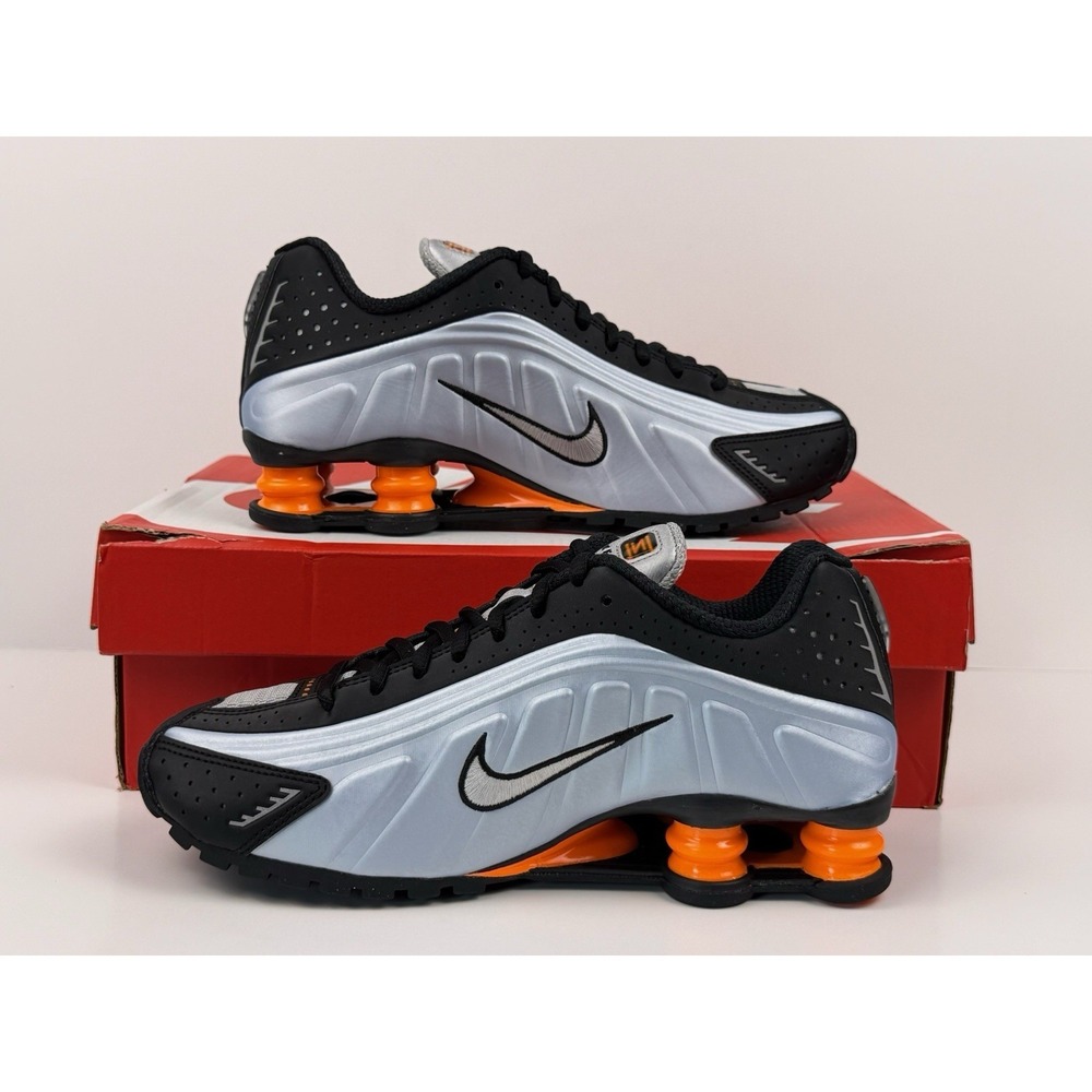 Nike Shox R4 Sneakers Women‎ Sz 7 Blue Tint Total Orange Black Silver AR3565 401
